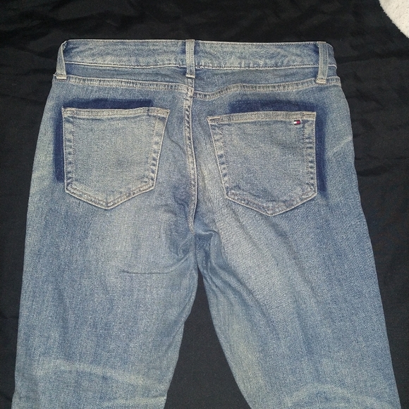3/$20 Tommy Hilfiger distressed boyfriend jeans - Picture 3 of 5
